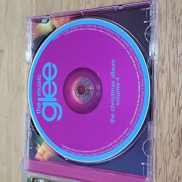 Glee The Music The Christmas Album Volume  4 CD - Picture 3 of 4